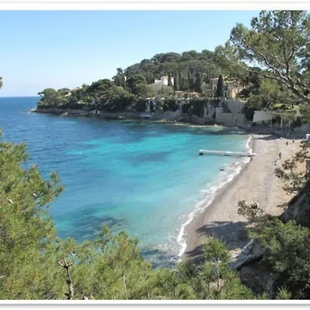 Welcoming Large With Panoramic View Over Sur Mer And Cap Ferrat. 빌프랑슈쉬르메르